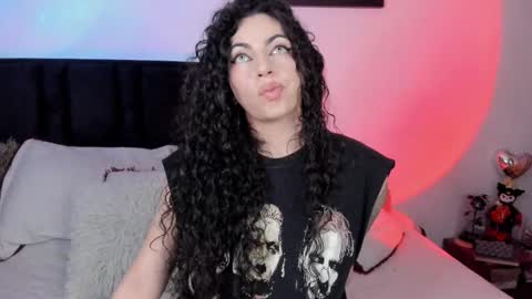 Elena  online show from September 24, 2025, 6:17 am