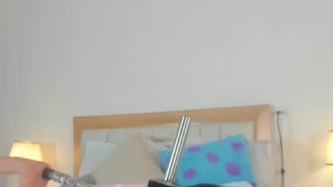 Elena online show from November 23, 2025, 6:52 pm