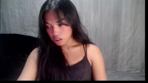 elenacum online show from October 23, 2025, 4:50 pm