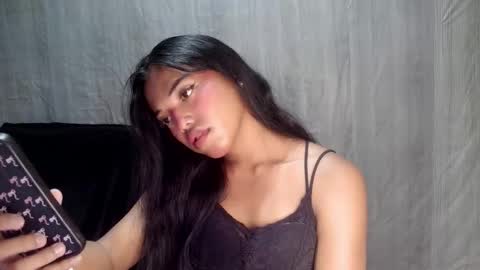 elenacum online show from October 25, 2025, 2:56 pm