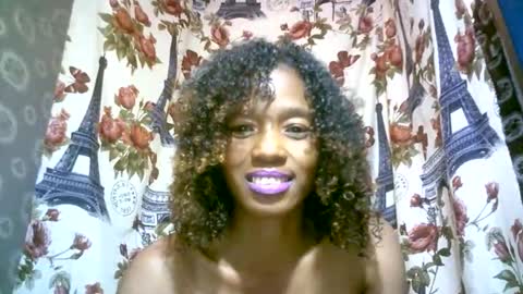 elenah013 online show from September 22, 2025, 6:37 am