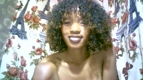 elenah013 online show from September 25, 2025, 7:01 am