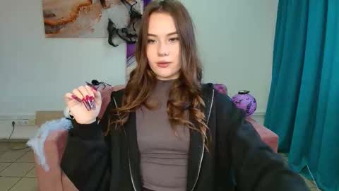 elenaoconar online show from November 3, 2025, 12:39 pm