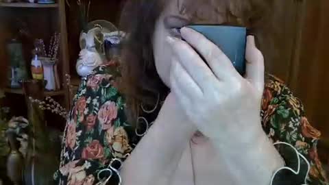 Snapshot of elenazed chatting on October 11, 2025, 9:30 am ElenaZed online show from October 11, 2025, 9:30 am