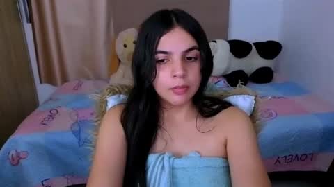 Snapshot of elenna_hotx chatting on October 20, 2025, 9:15 pm agnes online show from October 20, 2025, 9:15 pm