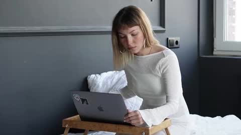 Snapshot of eleonora_linn_ chatting on September 17, 2025, 11:23 am Eleonora online show from September 17, 2025, 11:23 am