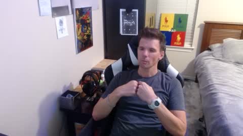 Snapshot of elevatetlb chatting on September 10, 2025, 2:33 am Walker online show from September 10, 2025, 2:33 am