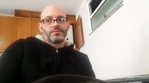 Snapshot of elgrande85 chatting on December 24, 2024, 12:00 pm elgrande85 online show from December 24, 2024, 12:00 pm