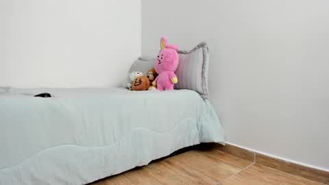 Snapshot of eli_dl chatting on December 21, 2024, 4:57 pm eli_dl online show from December 21, 2024, 4:57 pm