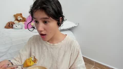 Snapshot of eli_dl chatting on January 10, 2025, 6:38 pm eli_dl online show from January 10, 2025, 6:38 pm