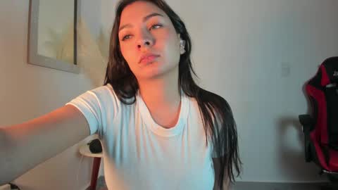 Elizabeth online show from January 8, 2025, 11:19 pm