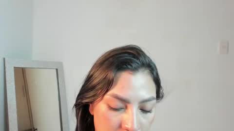 Elizabeth online show from March 12, 2025, 11:01 pm