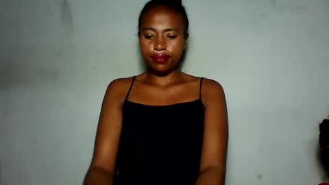 Snapshot of elia011 chatting on January 21, 2025, 6:55 pm elia011 online show from January 21, 2025, 6:55 pm