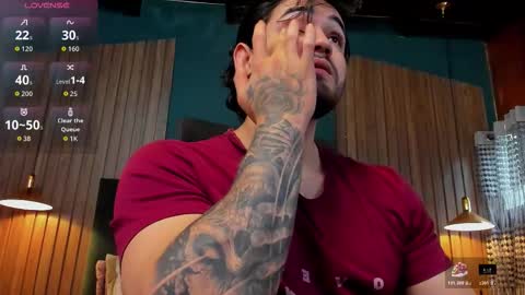 Snapshot of eliankeiser chatting on December 15, 2025, 12:42 pm Elian online show from December 15, 2025, 12:42 pm