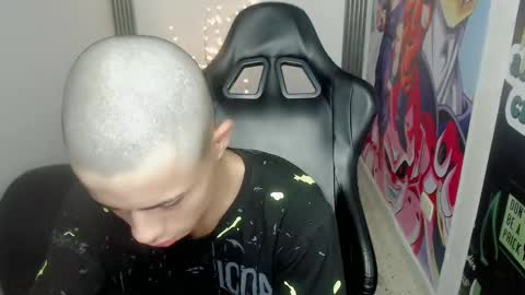 Snapshot of elii_797 chatting on January 22, 2025, 5:59 pm bby-santy online show from January 22, 2025, 5:59 pm