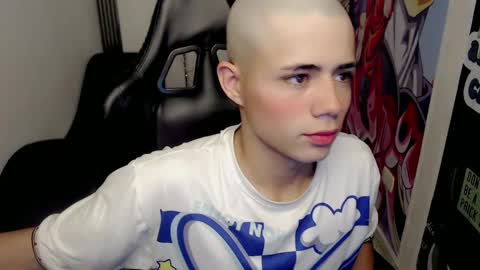 Snapshot of elii_797 chatting on January 25, 2025, 2:25 pm bby-santy online show from January 25, 2025, 2:25 pm