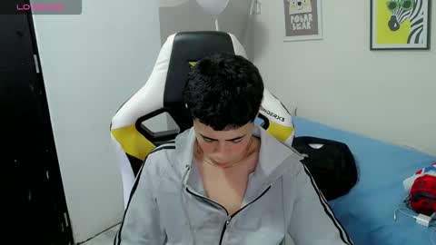 Snapshot of elii_797 chatting on November 10, 2025, 11:37 pm bby-santy online show from November 10, 2025, 11:37 pm