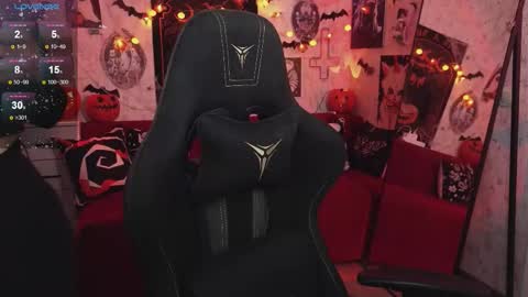 Snapshot of elika_kay chatting on October 17, 2025, 10:23 pm  MORE ME   online show from October 17, 2025, 10:23 pm