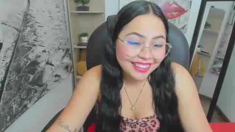 Elina  online show from November 13, 2025, 11:25 pm