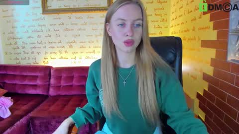 elinor_faith online show from November 5, 2025, 8:36 am