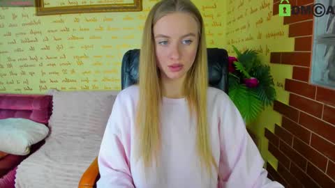 elinor_faith online show from November 9, 2025, 1:53 pm
