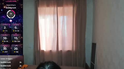 Elis online show from February 22, 2025, 1:33 am