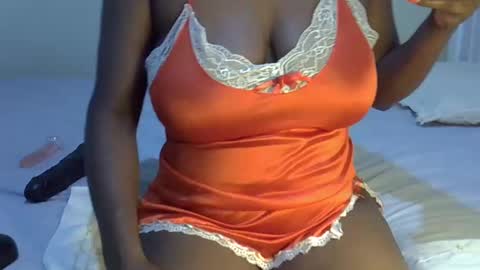 Snapshot of elisa044 chatting on March 12, 2025, 2:52 am lisathegoddess online show from March 12, 2025, 2:52 am