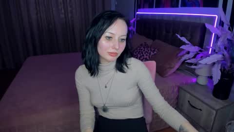 Snapshot of eliseroyalty chatting on March 12, 2025, 10:26 am EliseRoyalty online show from March 12, 2025, 10:26 am