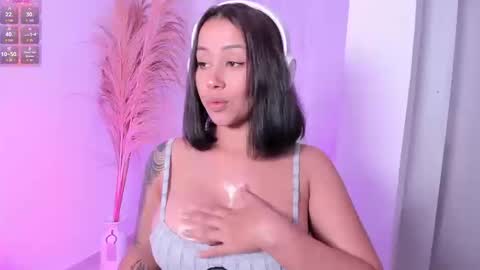 Snapshot of elissa_dominguez chatting on September 12, 2025, 11:48 pm Elissa online show from September 12, 2025, 11:48 pm