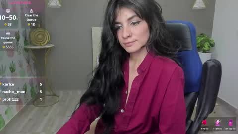 Snapshot of elissa_iris chatting on December 28, 2024, 10:44 pm E L I S S A online show from December 28, 2024, 10:44 pm