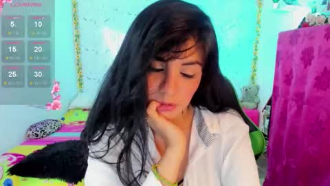 Snapshot of elissa_iris chatting on October 17, 2025, 8:55 pm E L I S S A online show from October 17, 2025, 8:55 pm