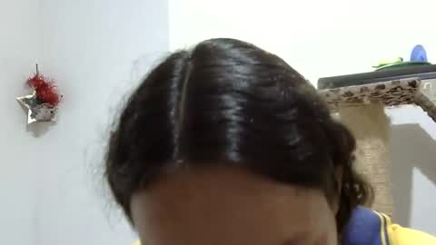 Snapshot of elizabeth_martinez_ chatting on January 14, 2025, 6:07 pm Elizabeth Martinez online show from January 14, 2025, 6:07 pm