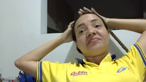 Snapshot of elizabeth_martinez_ chatting on September 11, 2025, 10:43 pm Elizabeth Martinez online show from September 11, 2025, 10:43 pm