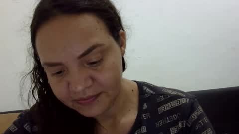 Snapshot of elizabeth_martinez_ chatting on October 12, 2025, 4:39 pm Elizabeth Martinez online show from October 12, 2025, 4:39 pm