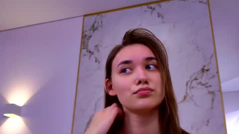 Snapshot of elizabethcash chatting on February 12, 2025, 10:48 pm Elizabeth online show from February 12, 2025, 10:48 pm