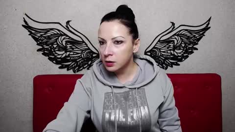 Snapshot of elizabethsho chatting on January 19, 2025, 6:10 pm ElizabethSho online show from January 19, 2025, 6:10 pm