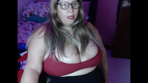 Elizabeth online show from October 12, 2025, 10:31 pm