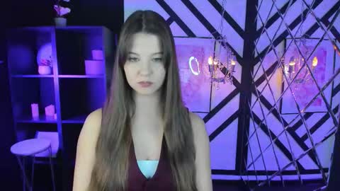 Eliza online show from November 25, 2025, 1:44 pm