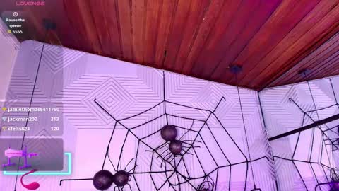 elizbeth_777 online show from October 29, 2025, 7:37 pm