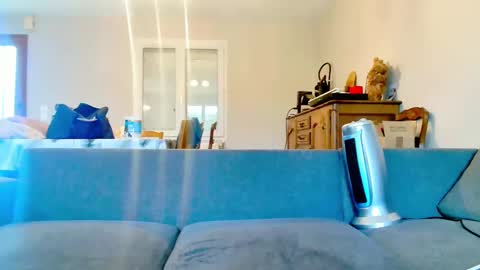 elkafit28 online show from February 25, 2025, 2:11 pm