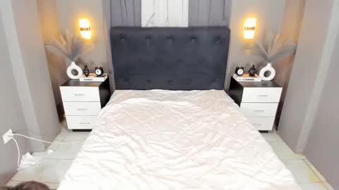 Snapshot of ella______ chatting on December 1, 2024, 9:15 pm Ella online show from December 1, 2024, 9:15 pm