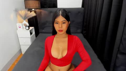 Snapshot of ella______ chatting on February 14, 2025, 7:02 pm Ella online show from February 14, 2025, 7:02 pm