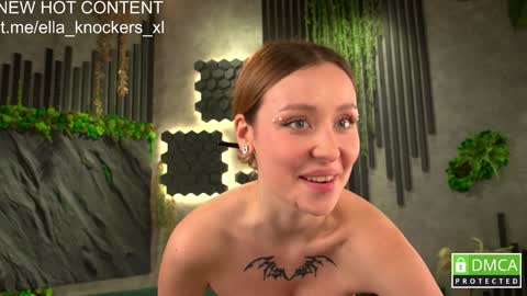 Snapshot of ella_knockers_xl chatting on December 13, 2025, 7:53 pm Ella NEXT STREAM 21 november online show from December 13, 2025, 7:53 pm