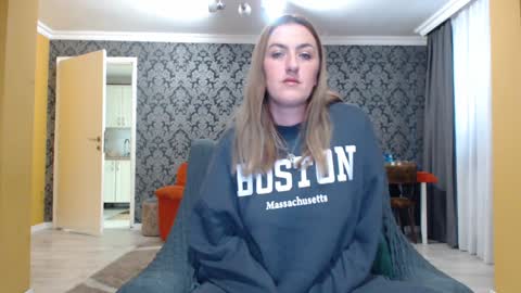 Snapshot of ella_max_live chatting on January 14, 2025, 8:20 am Ella  Max online show from January 14, 2025, 8:20 am