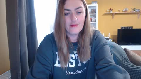 Snapshot of ella_max_live chatting on January 28, 2025, 7:00 am Ella  Max online show from January 28, 2025, 7:00 am