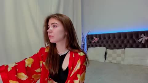 Snapshot of ella_mayers chatting on February 10, 2025, 4:41 am Ella Mayers online show from February 10, 2025, 4:41 am