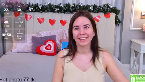 Ella online show from March 7, 2025, 4:13 am