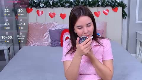 Ella online show from March 11, 2025, 4:21 am