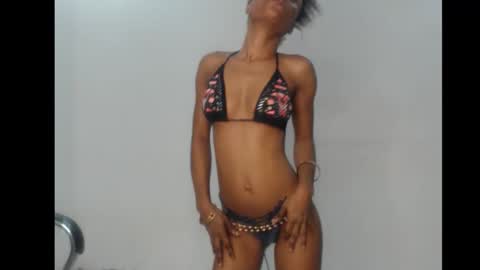 ella online show from November 15, 2025, 4:54 am