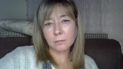 Snapshot of ellajohnsonx chatting on October 4, 2025, 2:37 pm ellajohnsonx online show from October 4, 2025, 2:37 pm
